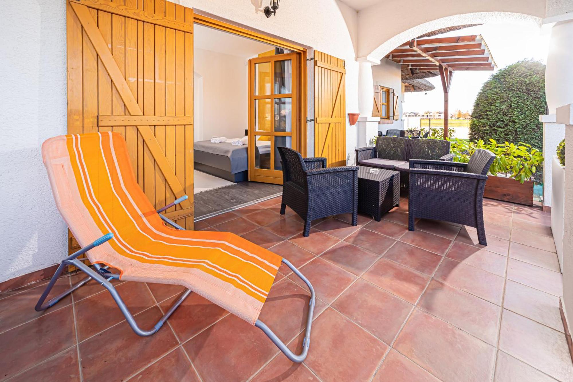 Rigotanya Relax & Wellness Panzio Buekfuerdo Hotell Exteriör bild