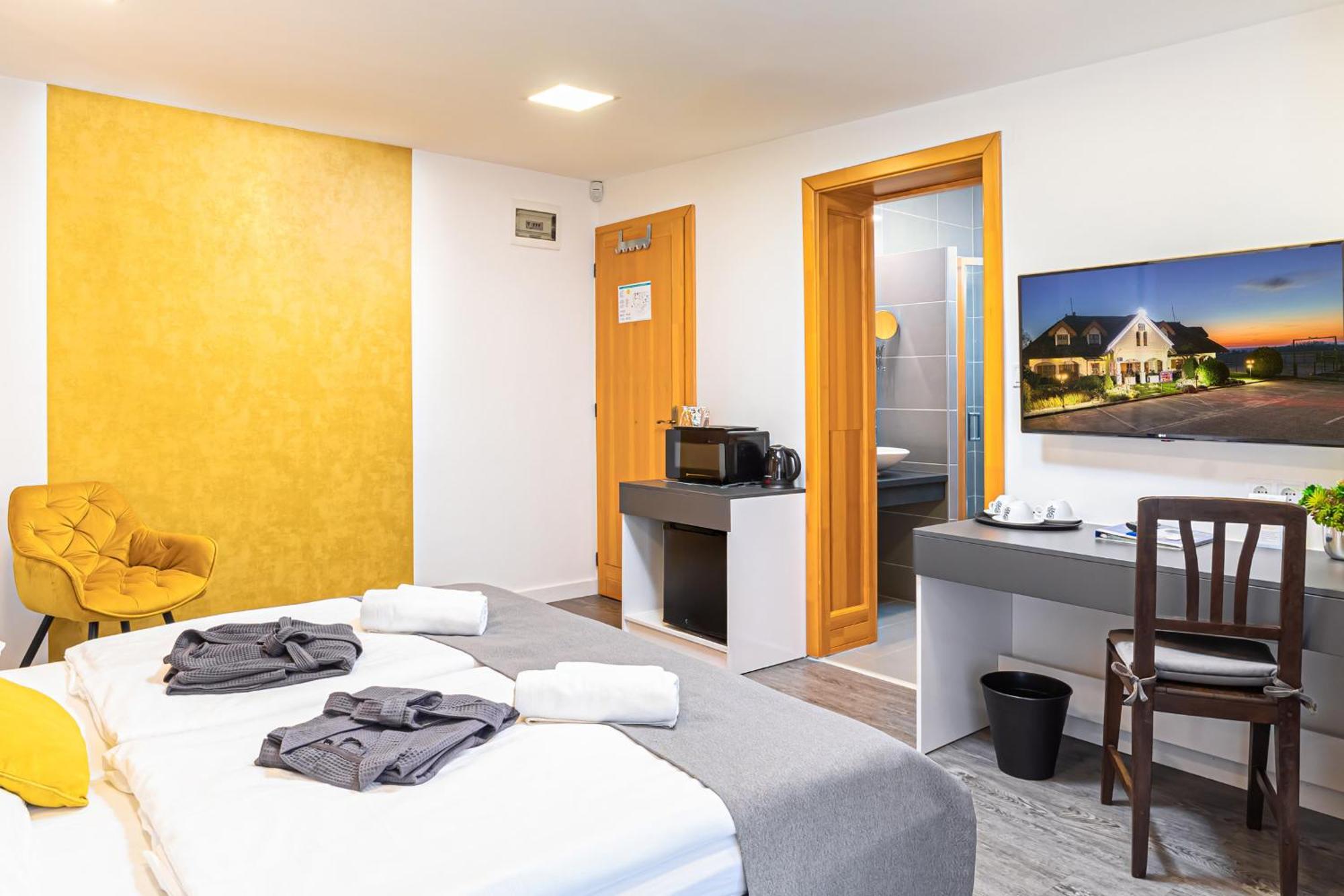 Rigotanya Relax & Wellness Panzio Buekfuerdo Hotell Exteriör bild