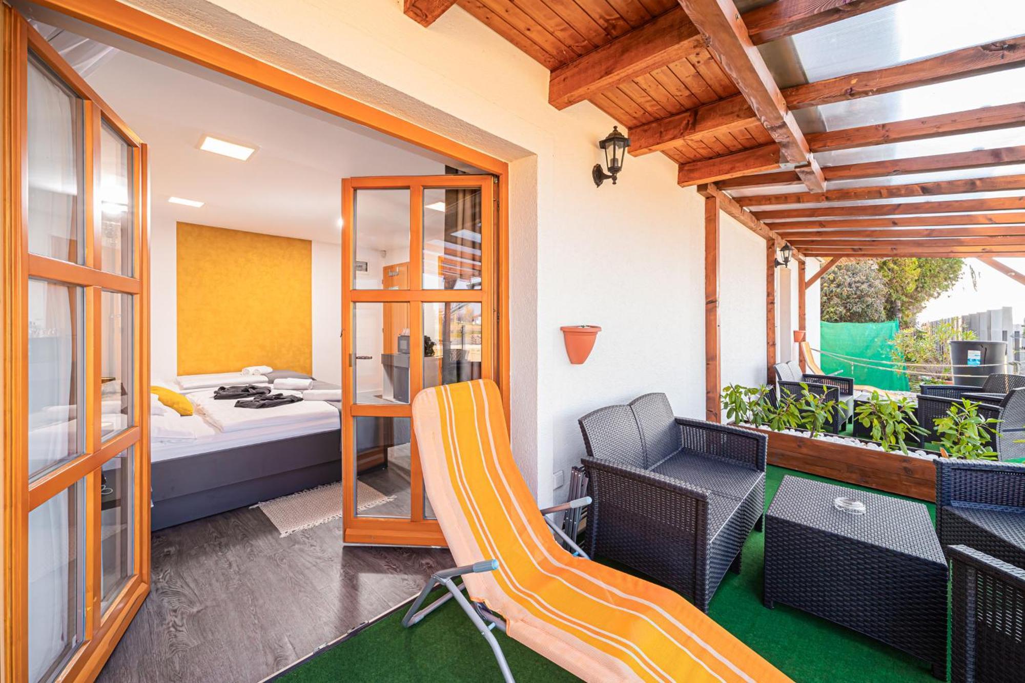 Rigotanya Relax & Wellness Panzio Buekfuerdo Hotell Exteriör bild