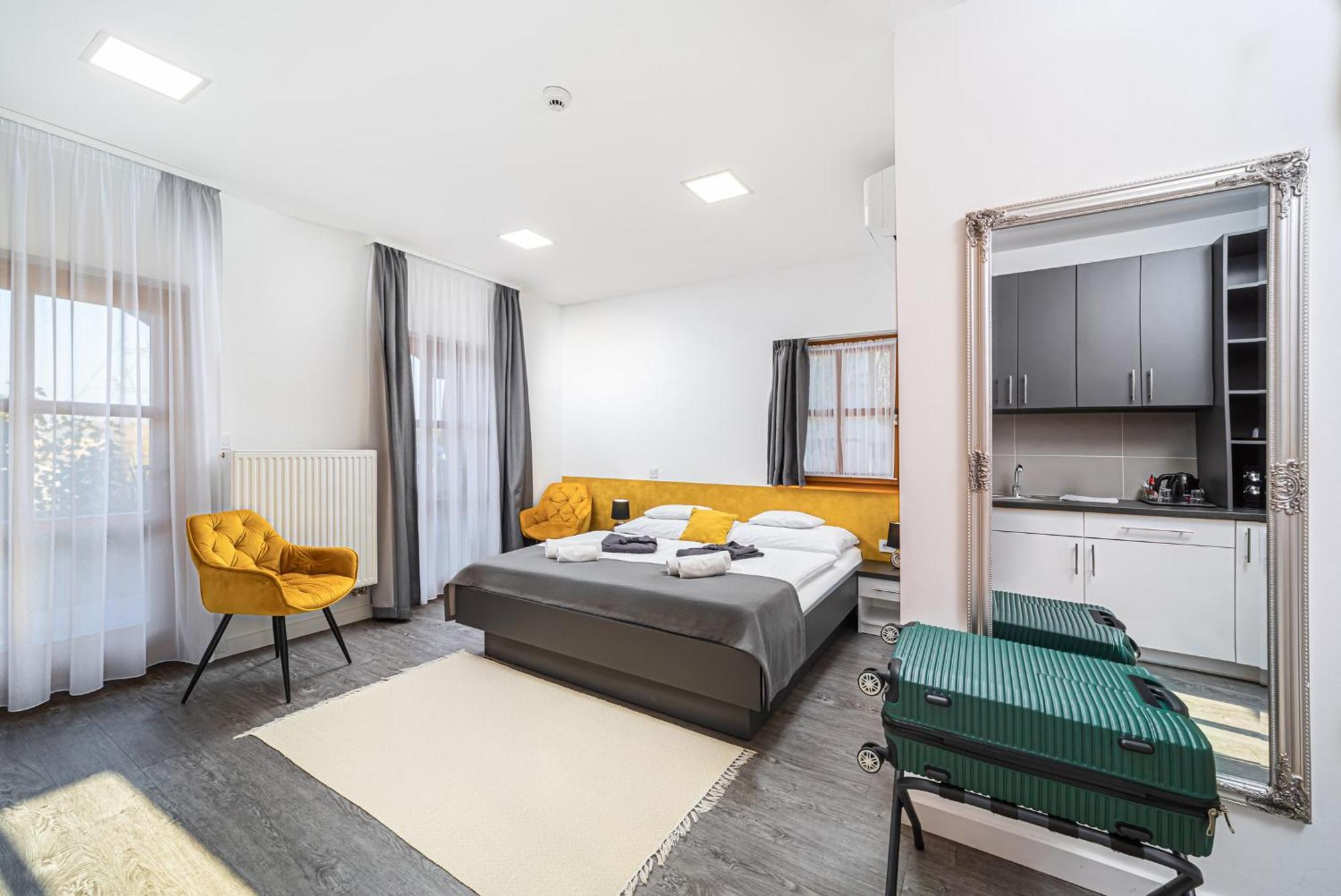Rigotanya Relax & Wellness Panzio Buekfuerdo Hotell Exteriör bild
